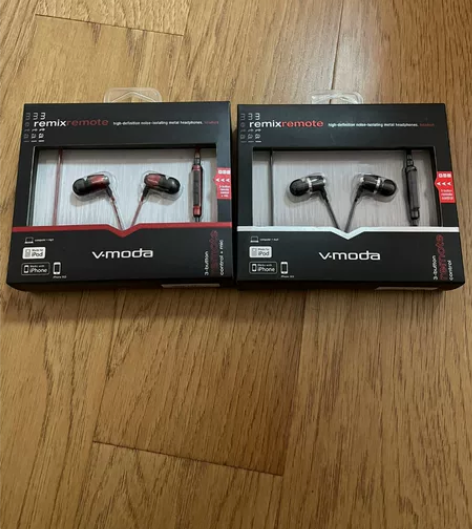 闲置2付耳机，音质完美便宜转让。 感兴趣的...