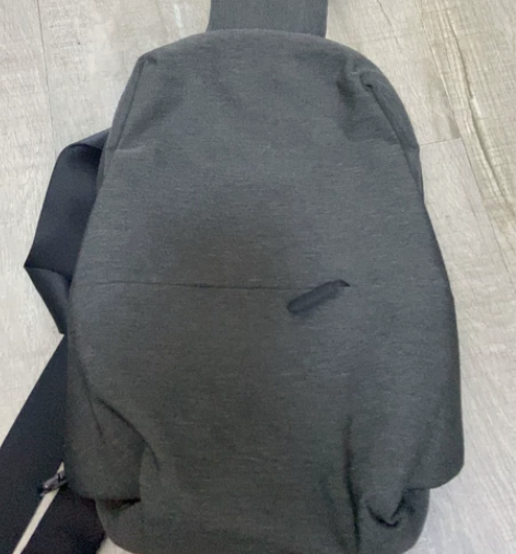 单肩包男士 感兴趣的话点“我想要”和我私聊...