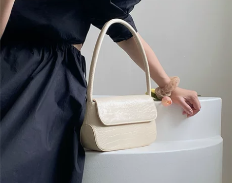 法棍腋下包包女2022新款夏季高级质感小众...