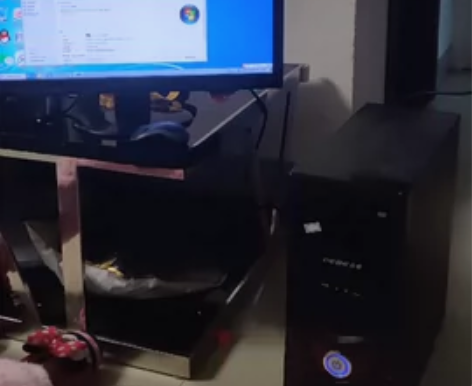 一台自用台式电脑，i3的CPU，主板是昂达...