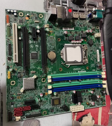 Lenovo/联想q87服务器主板，型号I...