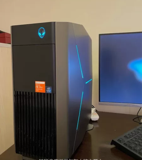 外星人主机自用的 京东购买的。原价8600...