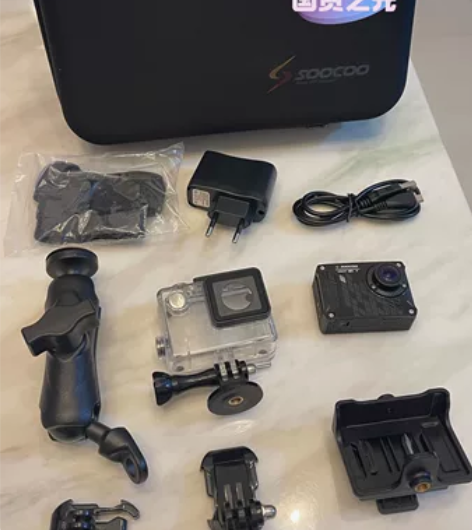 个人转让9.5成新防水高清运动相机 数码摄...