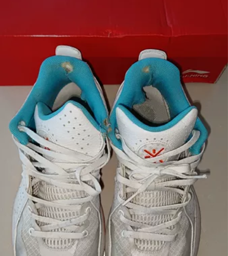 李宁篮球鞋正品 家里弟弟的鞋，dewu买的...