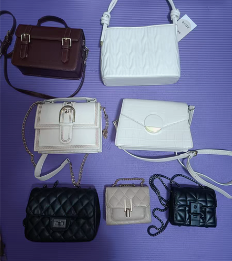 转卖Somay包包2022新款潮邮差单肩手...