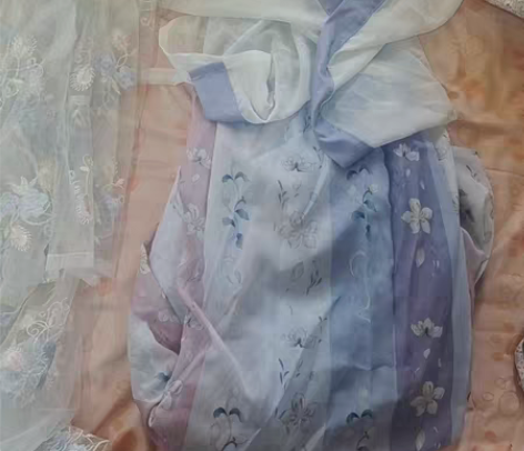 不会拍照想看找我看细节吧，原图就是后面那个...