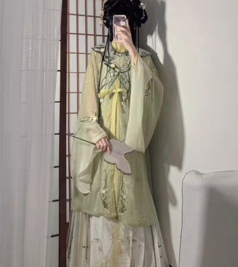 包邮裳云兮原创(水夜香合)竖领大襟衫马面裙...