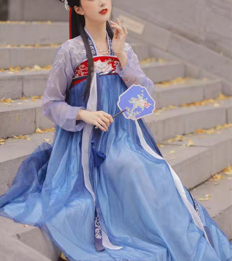 包邮出裳云兮的【梦音】实体店买的正的，我那...