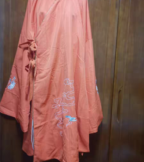 汉服长衫 （不包邮，不还价） 问还价和包邮...