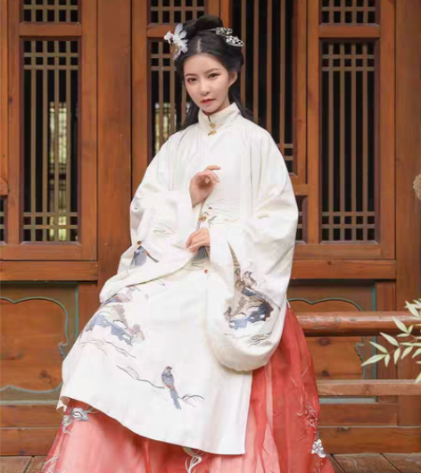 包邮都城南庄汉服百鸟朝凤绣花交领上袄秋冬款...