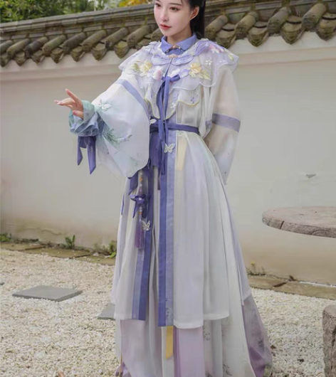 包邮都成南庄，仅上衣，没有云间和下裙，其他...