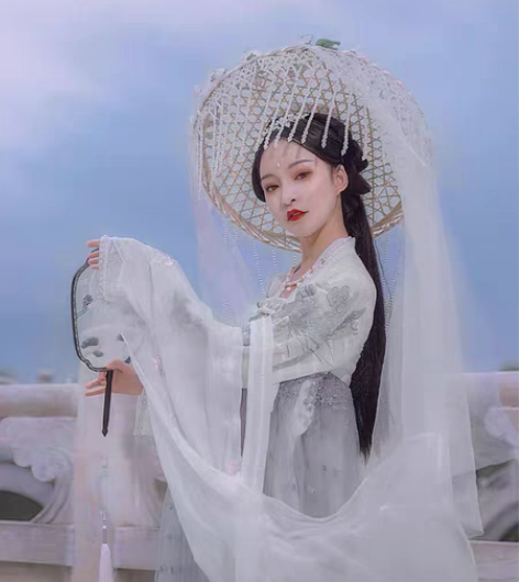 包邮都城南庄 暮流萤 齐胸襦裙原创绣花新品...