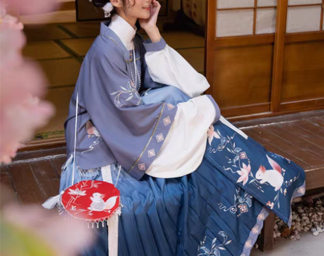 包邮【出/换】清梳原创汉服 衣服买小了穿不...