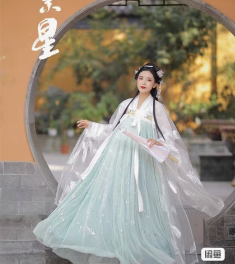 包邮艺缕大袖衫L码，仅试拍照，代购68入的...