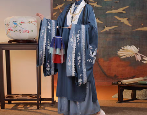 转卖清梳原创云鹤辞明制汉服女对襟长衫刺绣云...