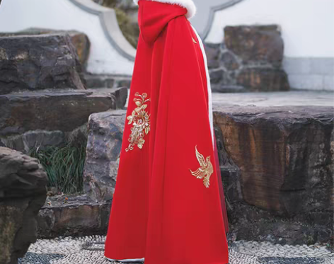 转卖全新，吊牌还在，买来没有穿过，汉服古装...