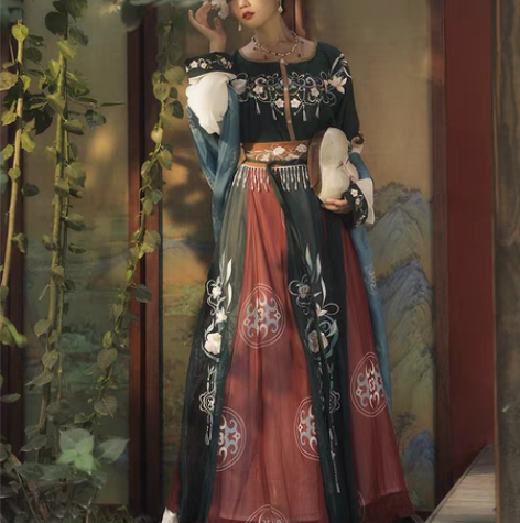 包邮耀春原创汉服女正品花瑶归唐制坦领三件套...