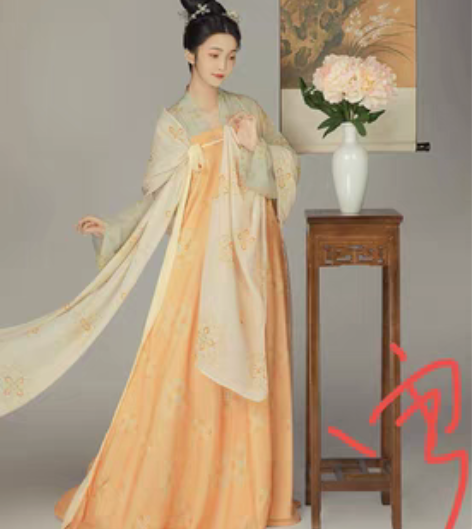 包邮齐胸汉服正版 因买小了穿着有些短 不太...