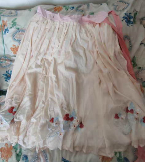 【退坑出汉服】 劲合汉服   30块钱不包...