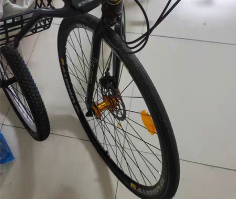 吉普公路自行车26寸27速,换了山地车这个...
