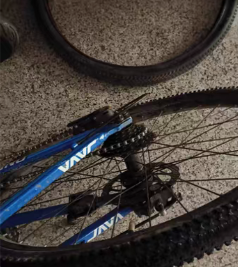 JAVA山地车  打算转手卖了平时代代步什...