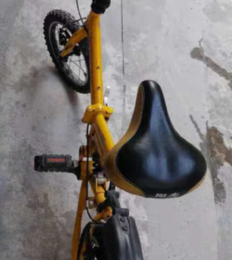 只要没下架就在自行车一台，可折叠，细节请看...