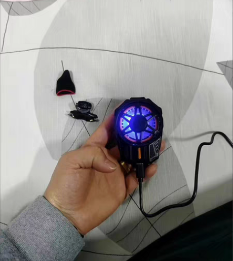 手机散热器半导体结冰制冷降温神器散热器散热...