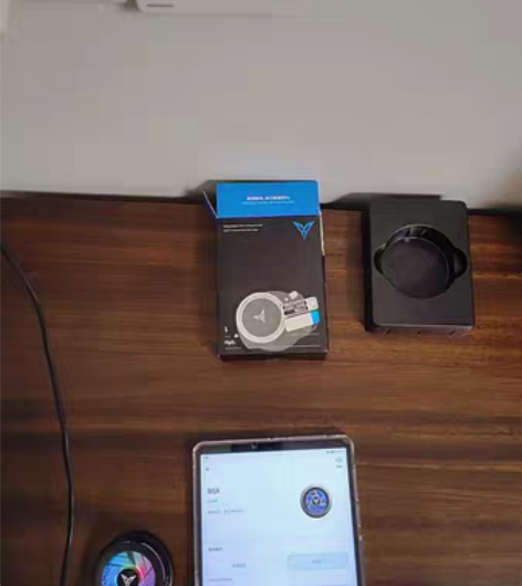 包邮手机散热器，飞智b5x+原装的充电头和...