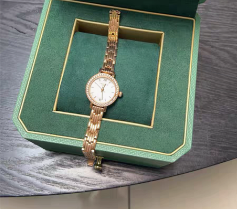 包邮LOLA ROSE手表,仅试戴过,表盘...