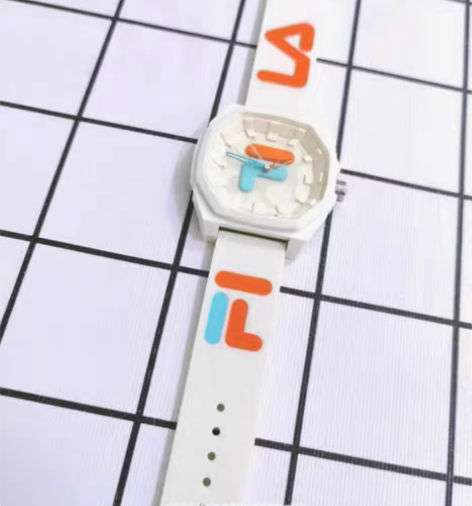 包邮(全新正品未拆封)fila手表斐乐老爹...