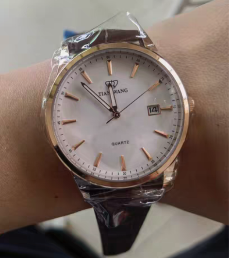 包邮天王手表男士。手表石英表全真皮表带 天...