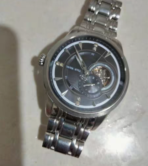 包邮天王镂空机械表，正品行货本人由于换其他...