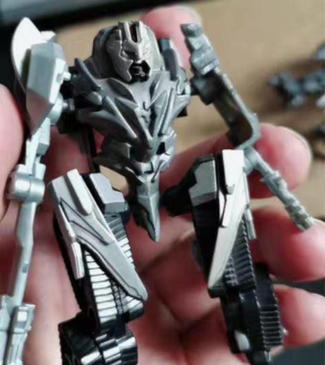 变形金刚电影2传奇级坦克威震天78元传奇堕...