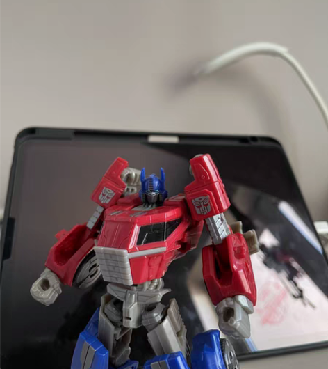 包邮变形金刚 赛博坦陨落 擎天柱 美版 孩...