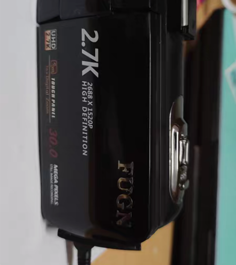 富京f2400s 二手 八九新 全几乎全新...