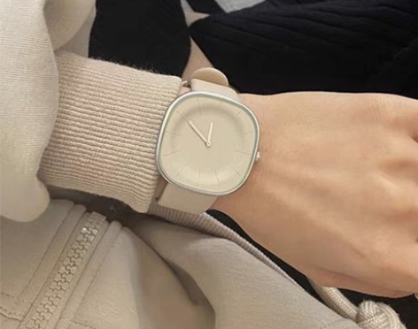 转卖2022年新款手表女生奶茶牛奶方糖创意...