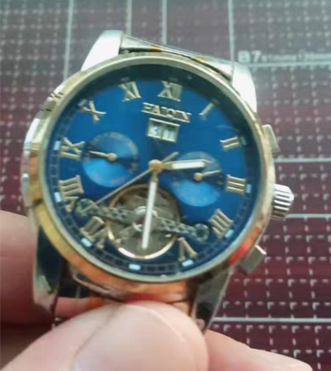 包邮全自动手表，走时准 二手商品，售出不退...