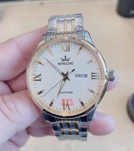 包邮全新未拆封皇冠机械全自动手表清仓啦，撤...