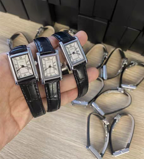 包邮歌迪手表?电子石英表 真皮表带，不锈钢...