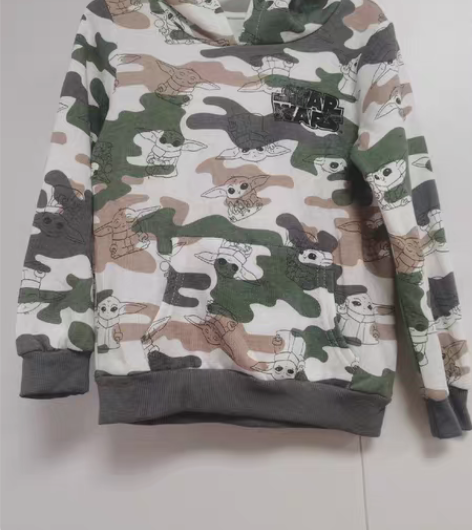 迷彩服：3—6岁可穿，面料舒适，全新35一...