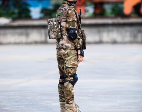 转卖儿童迷彩服套装特种兵装备男童生日礼物春...