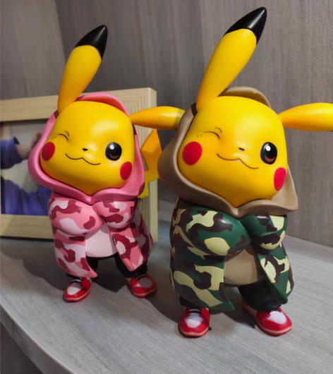 包邮神奇宝贝迷彩服皮卡丘手办潮玩 宠物小精...