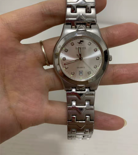包邮飞亚达戴钻，9.8新，专柜正品，支持验...