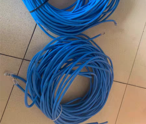 多出来的一些网线，标准六类网线。一根8-1...