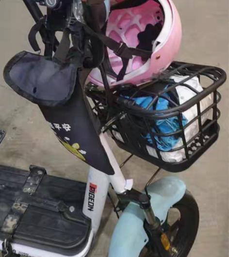 包邮飞鸽电动车，电池是天能铅酸12a可走4...