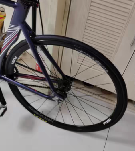 出一辆闲置死飞aventon mataro...