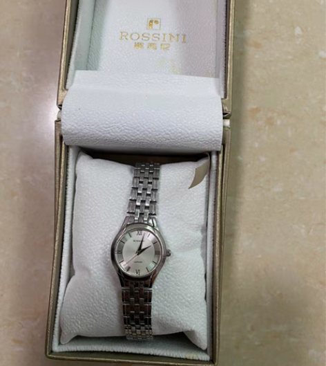 包邮罗西尼手表女罗马数字商务休闲石英表超薄...