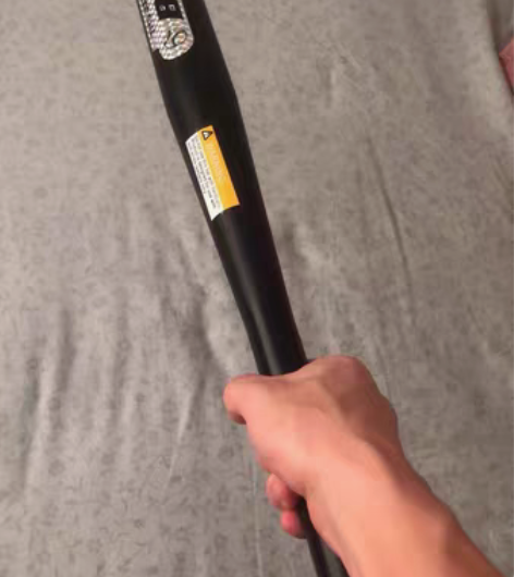 转卖磨砂加厚合金钢黑棒球棍棒球杆铁棍球棒打...