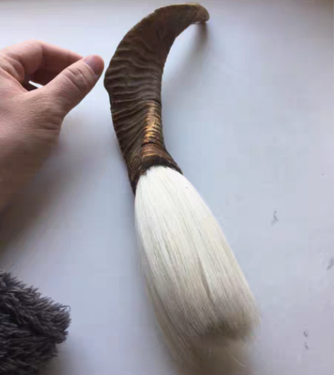 包邮老物件库存，山羊角毛笔全新 感兴趣的话...