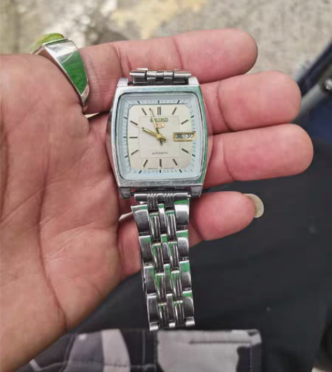 精工五号手表，走时好，成色不错，二手物品不...